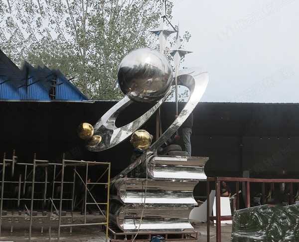 不銹鋼雕塑的應用范圍都有哪些？